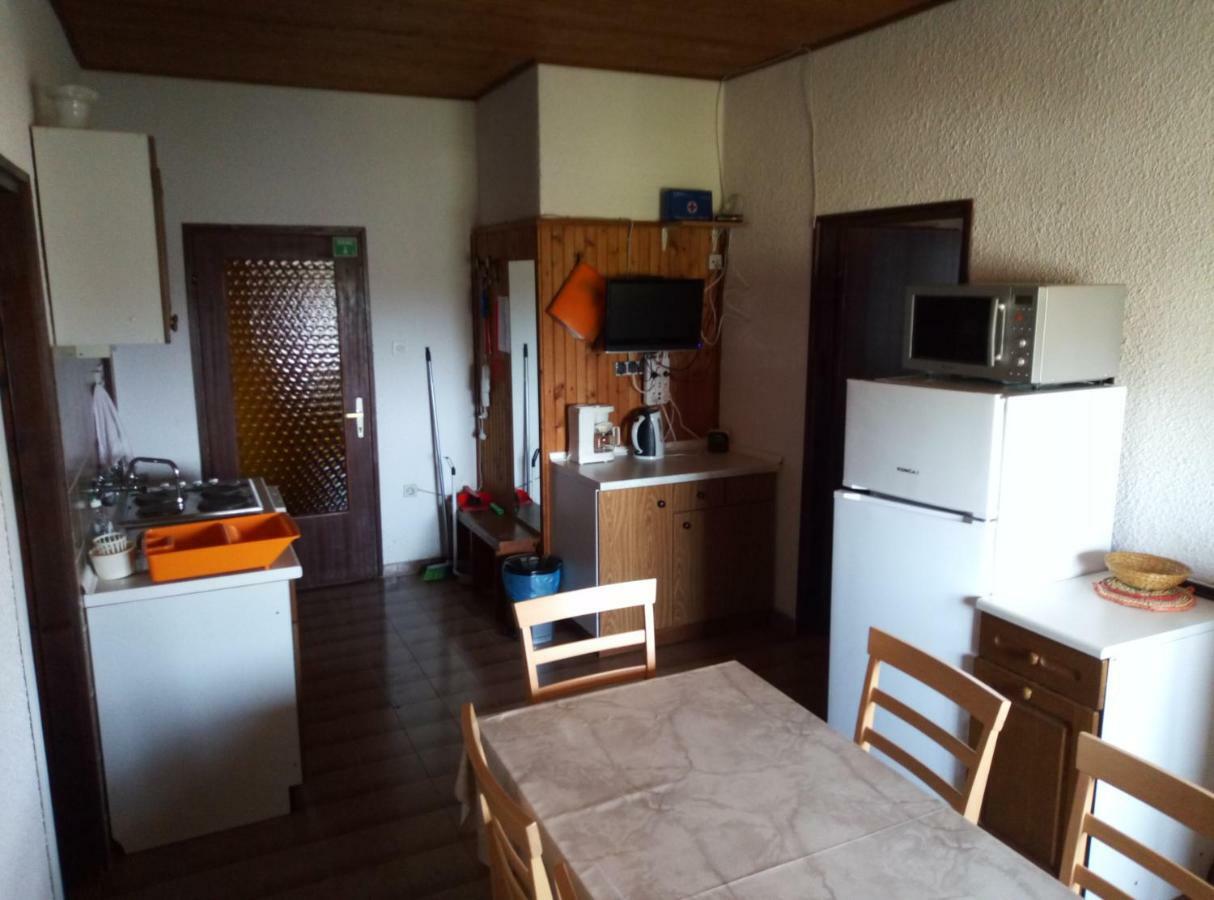 קריקווניצה Apartmani Branka מראה חיצוני תמונה